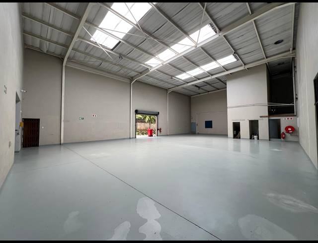 2,616M² WAREHOUSE TO LET IN STRIJDOMPARK